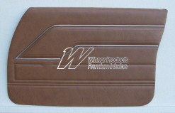 HOLDEN HQ SANDMAN FRONT DOOR TRIM SET CHESTNUT 39 (METAL TOP EXCHANGE)